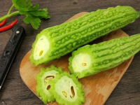网爆吃瓜热点,从吃瓜围观到流量变现的狂欢